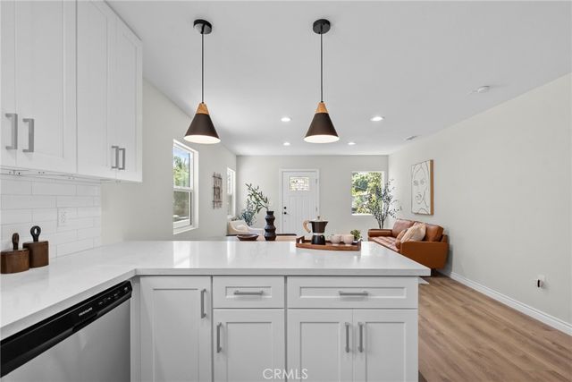 1745 W 39th Street, Los Angeles, CA 90062