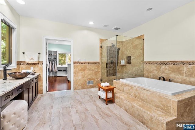 307 Daffodil Drive T307, Norwood, NJ 07648