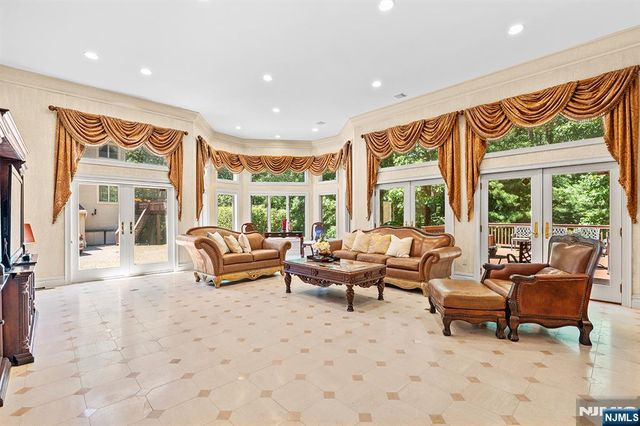 307 Daffodil Drive T307, Norwood, NJ 07648