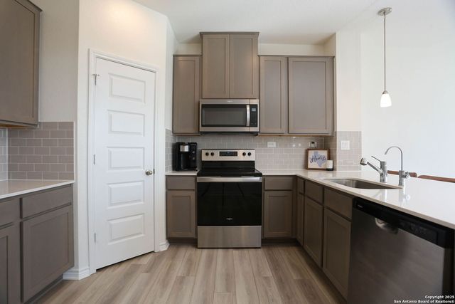 4177 Harper Lee Ln, New Braunfels, TX 78130