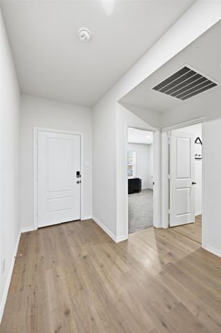 1012 Grand View Drive, Ennis, TX 75119