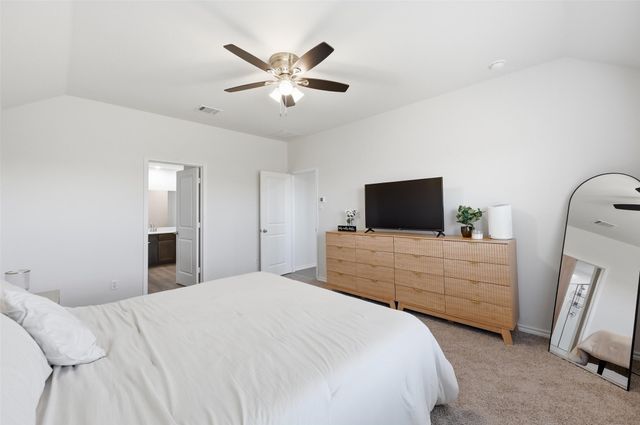 1012 Grand View Drive, Ennis, TX 75119