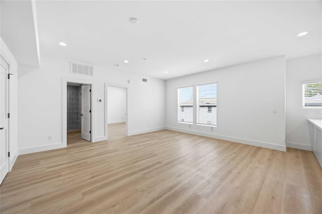 5408 San Jose Street B1, Houston, TX 77020