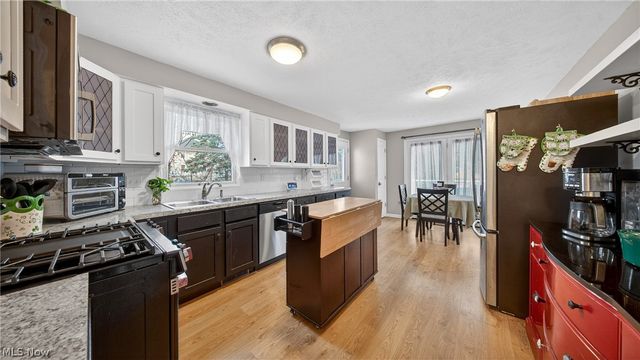 425 N Broadway Street, Medina, OH 44256