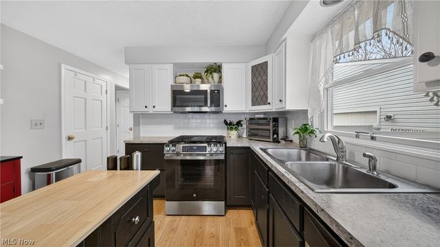 425 N Broadway Street, Medina, OH 44256