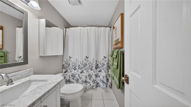 425 N Broadway Street, Medina, OH 44256