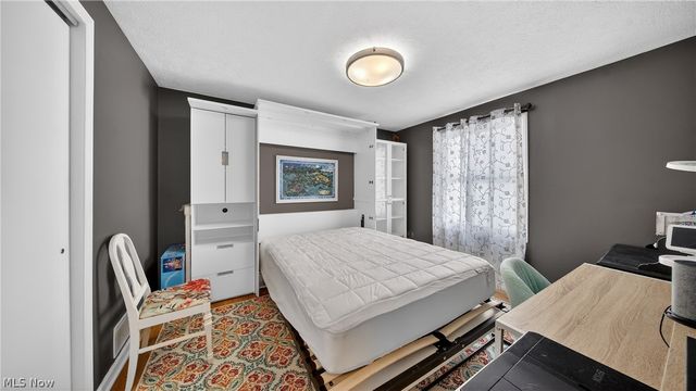 425 N Broadway Street, Medina, OH 44256