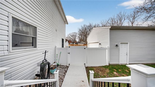 425 N Broadway Street, Medina, OH 44256