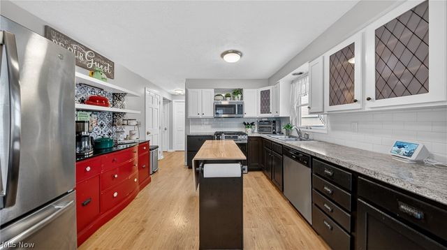 425 N Broadway Street, Medina, OH 44256