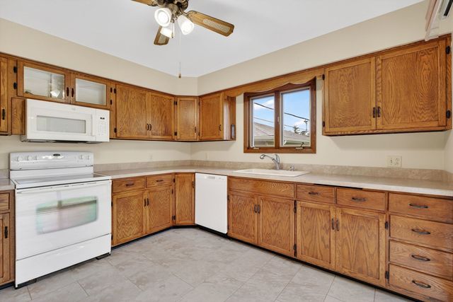 42W675 Star Lane, Sugar Grove, IL 60554