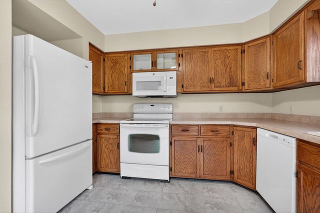 42W675 Star Lane, Sugar Grove, IL 60554