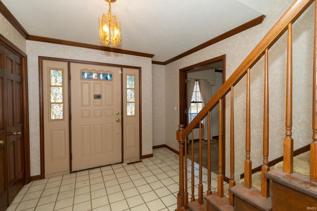 15566 Signal Hill Court, Granger, IN 46530