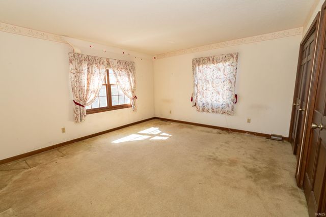 15566 Signal Hill Court, Granger, IN 46530