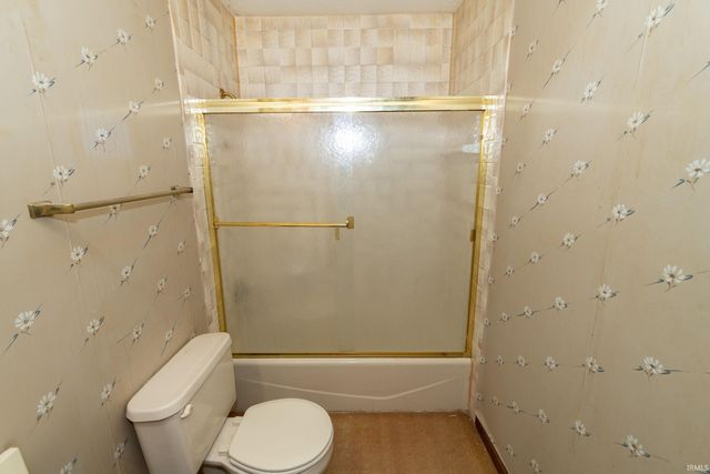 15566 Signal Hill Court, Granger, IN 46530