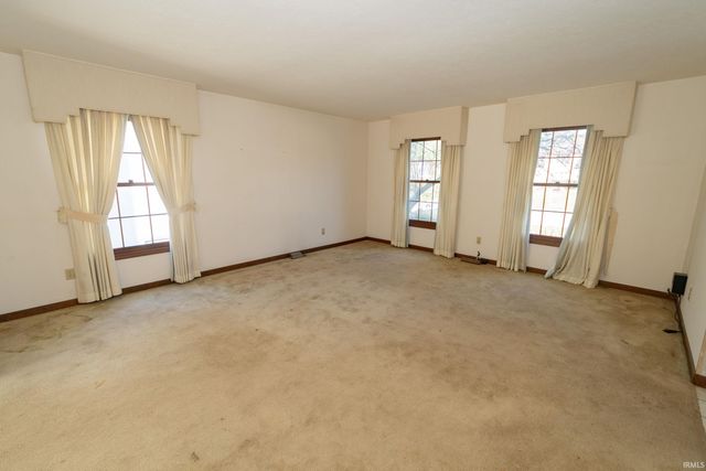 15566 Signal Hill Court, Granger, IN 46530