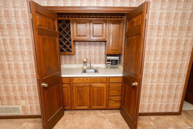 15566 Signal Hill Court, Granger, IN 46530