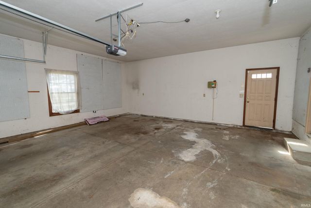 15566 Signal Hill Court, Granger, IN 46530