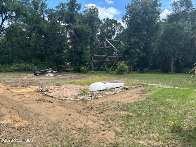 1113 Sturgeon Street SW, Darien, GA 31305