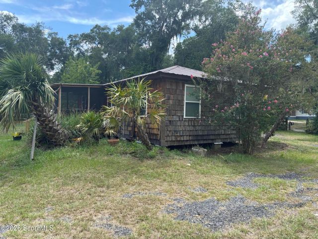 1113 Sturgeon Street SW, Darien, GA 31305