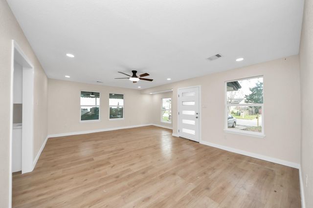 1126 14th Street, Galena Park, TX 77547