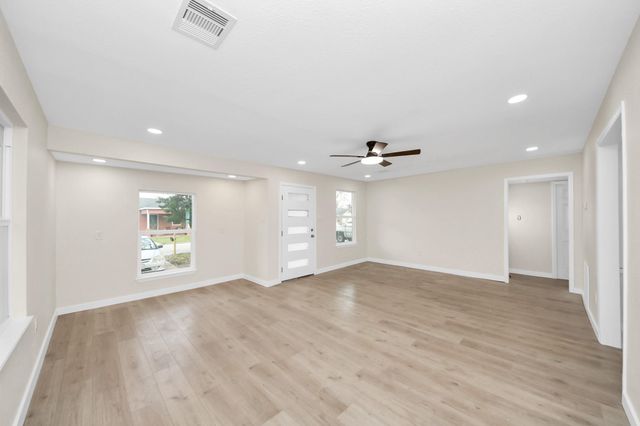 1126 14th Street, Galena Park, TX 77547