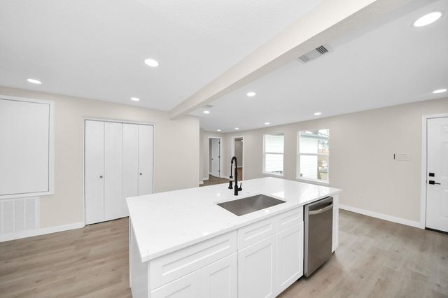 1126 14th Street, Galena Park, TX 77547