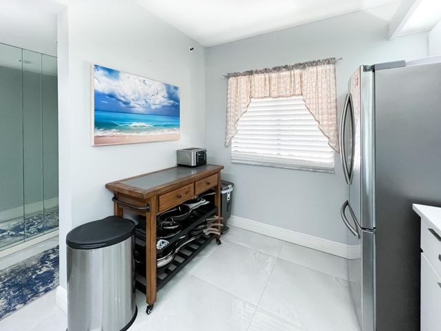 301 Ocean Bluffs Boulevard 202, Jupiter, FL 33477