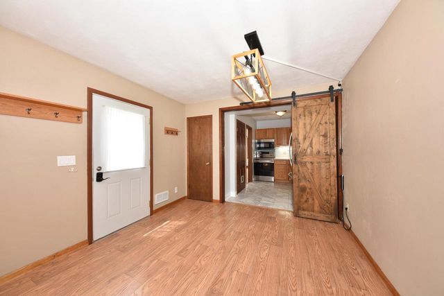 927 Genesee STREET, Waukesha, WI 53186