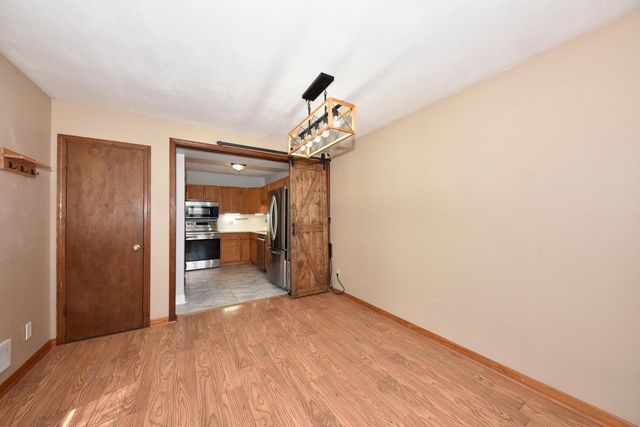 927 Genesee STREET, Waukesha, WI 53186