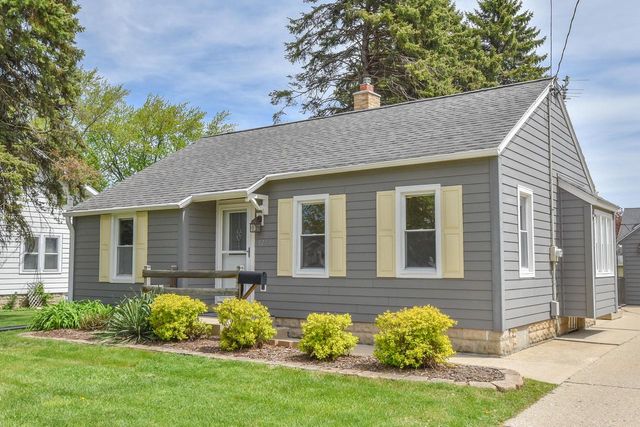 927 Genesee STREET, Waukesha, WI 53186