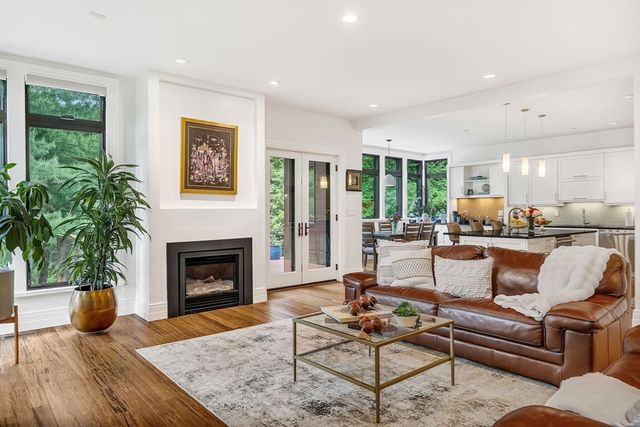 99 Littlefield Rd, Newton, MA 02459