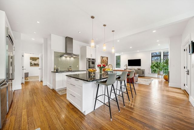 99 Littlefield Rd, Newton, MA 02459