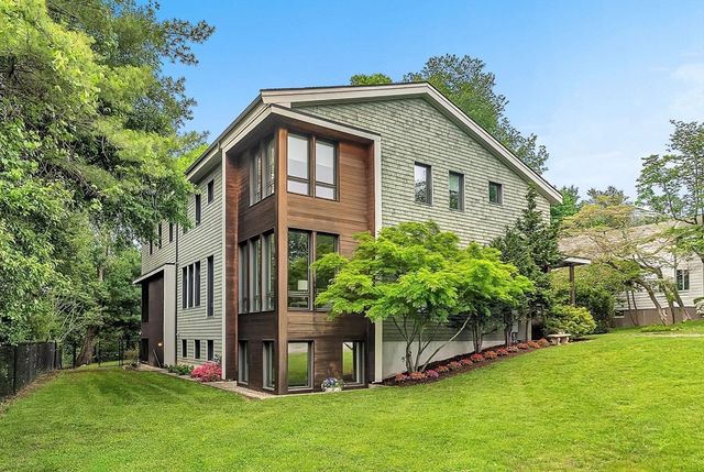 99 Littlefield Rd, Newton, MA 02459