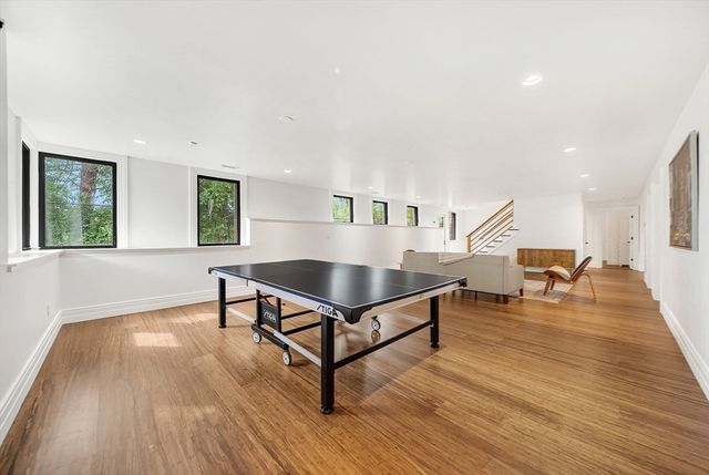 99 Littlefield Rd, Newton, MA 02459