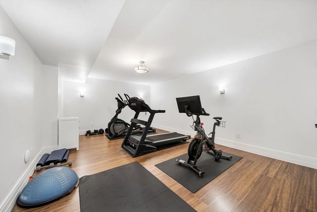 99 Littlefield Rd, Newton, MA 02459