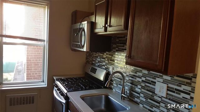 50 Fairview Avenue APT 2D, Norwalk, CT 06850