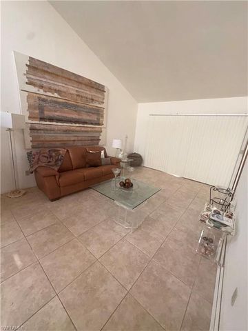 408 37TH TER, Cape Coral, FL 33914