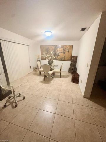 408 37TH TER, Cape Coral, FL 33914
