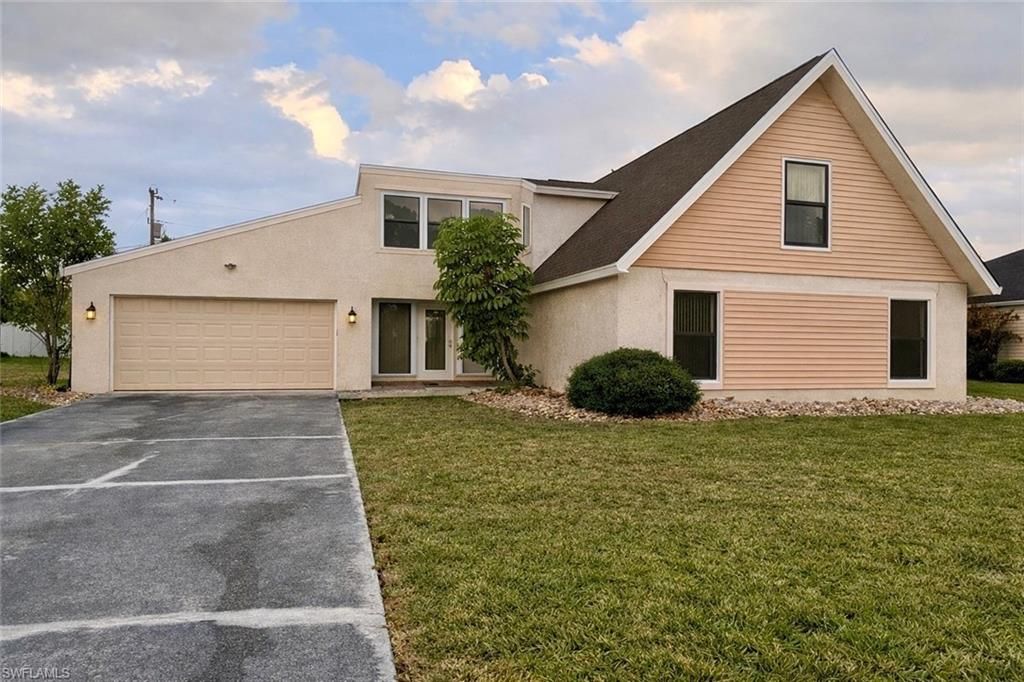 408 37TH TER, Cape Coral, FL 33914