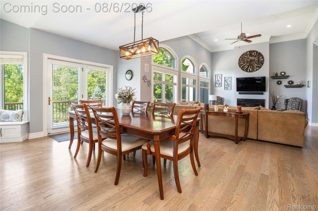 888 Suchava Drive, White Lake Charter Township, MI 48386