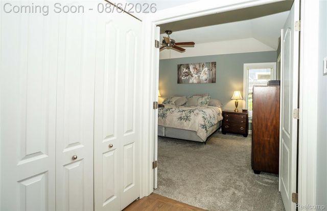 888 Suchava Drive, White Lake Charter Township, MI 48386