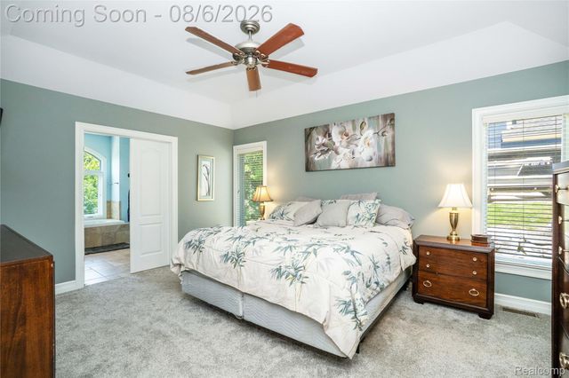 888 Suchava Drive, White Lake Charter Township, MI 48386