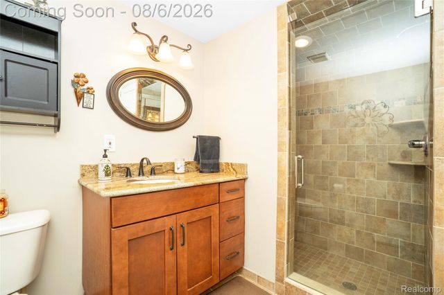 888 Suchava Drive, White Lake Charter Township, MI 48386