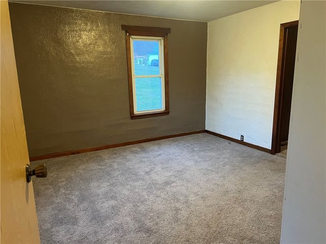 59 Dewey Aly, Allegheny Twp, PA 15656