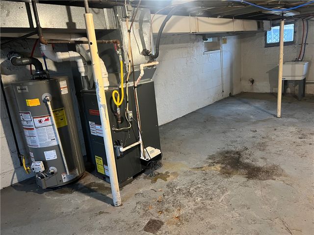 59 Dewey Aly, Allegheny Twp, PA 15656