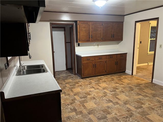 59 Dewey Aly, Allegheny Twp, PA 15656