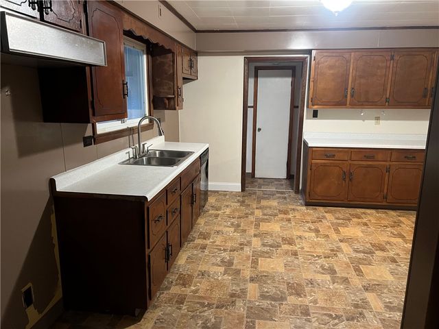 59 Dewey Aly, Allegheny Twp, PA 15656