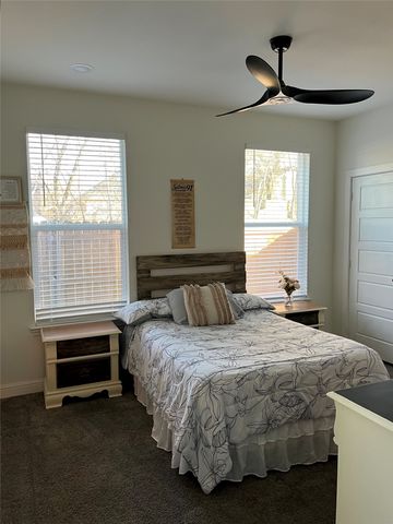 127 Chamblin Drive, Cedar Hill, TX 75104