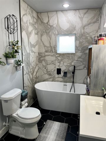 127 Chamblin Drive, Cedar Hill, TX 75104