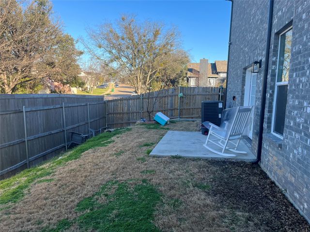 127 Chamblin Drive, Cedar Hill, TX 75104